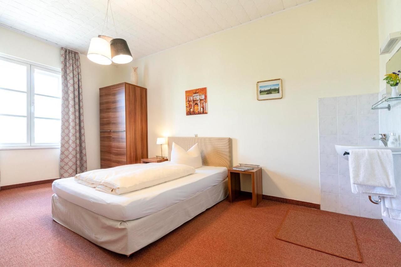 Hotel-Pension Am Siegestor Monachium Zewnętrze zdjęcie